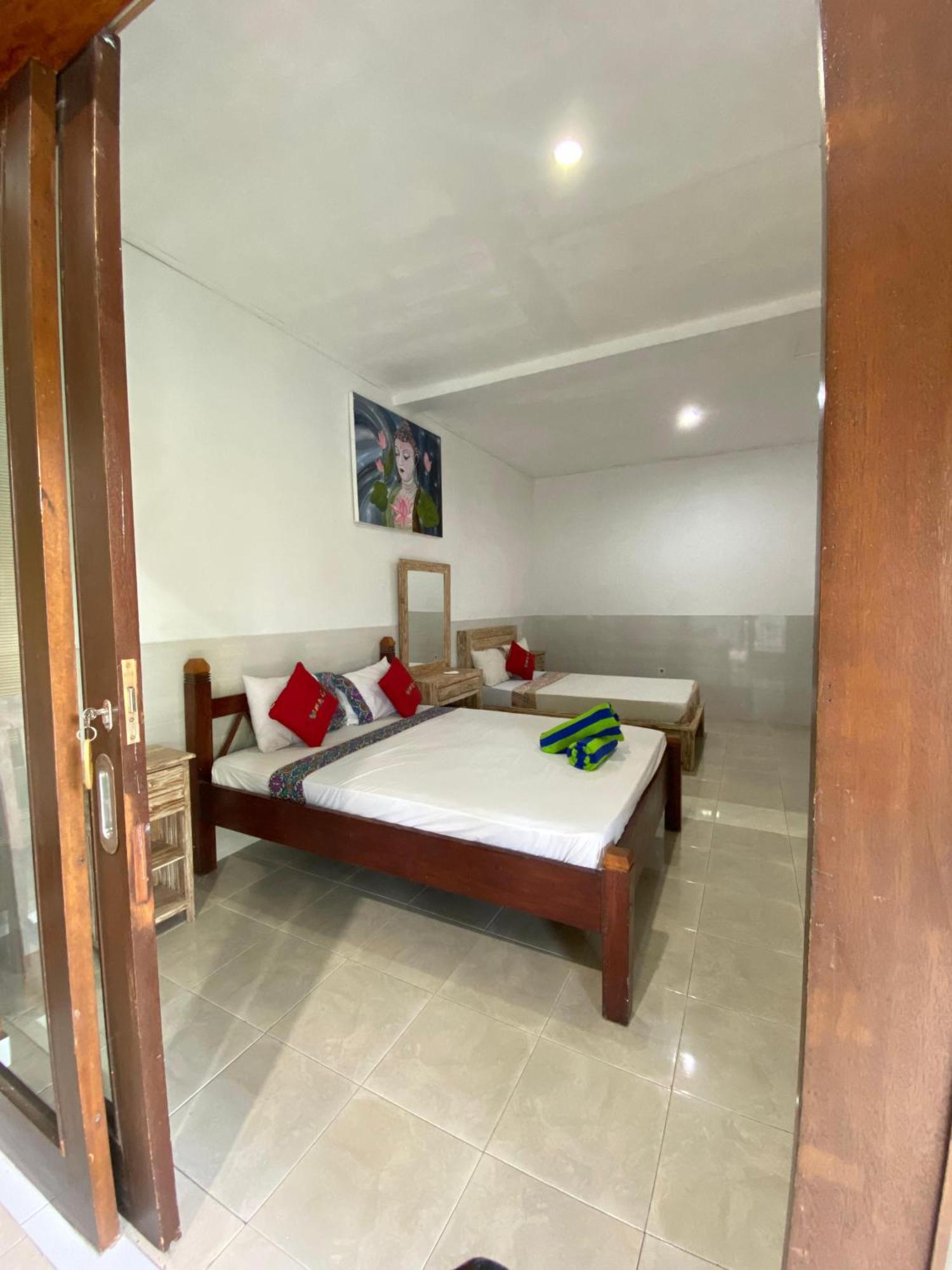 Coconut Beach Bungalows & Warung 2 Amed Exterior foto
